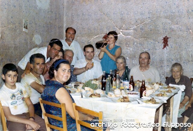 1968 pranzo in famiglia